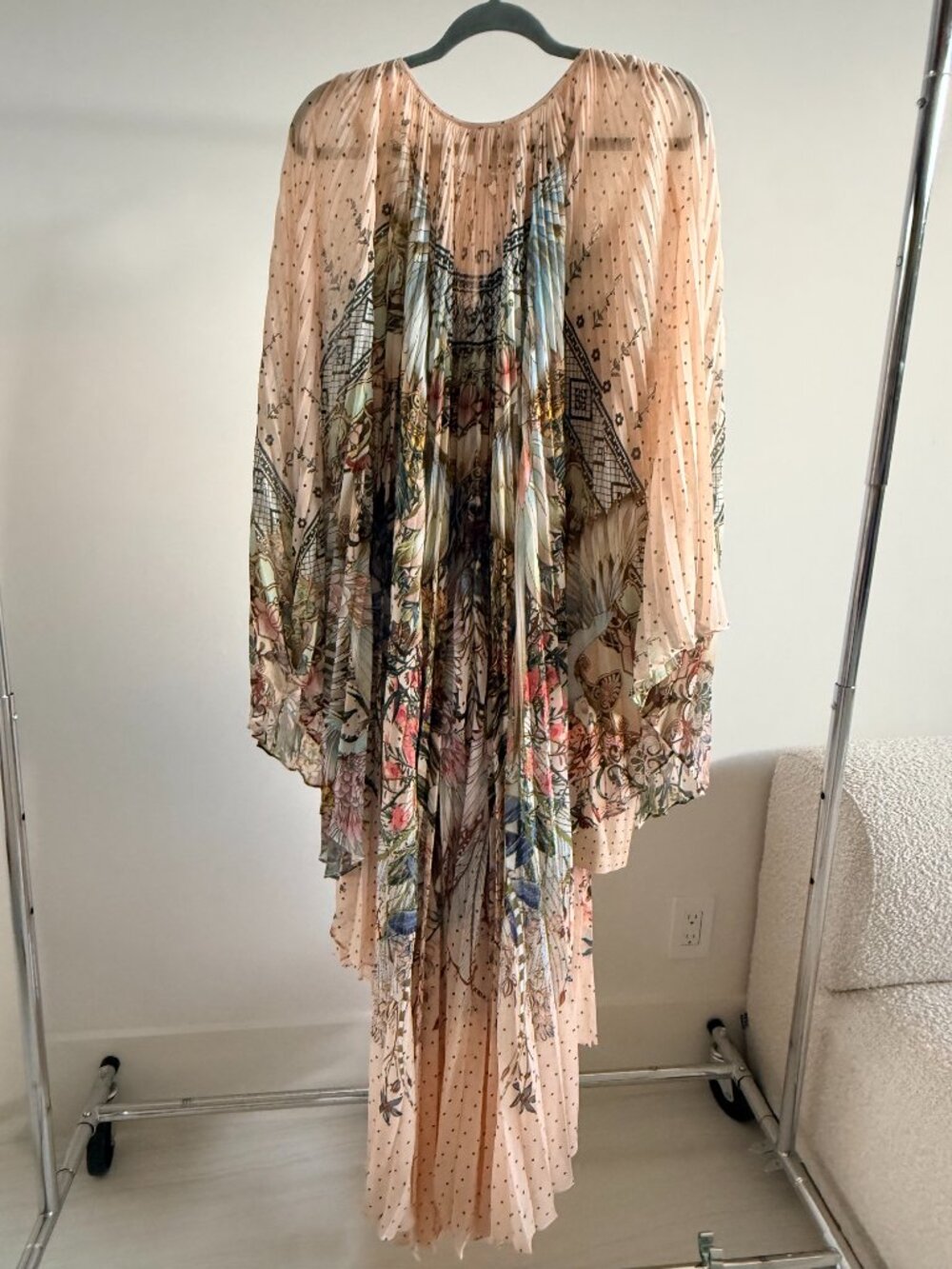 Pleated maxi dress - Picture 2 of 7